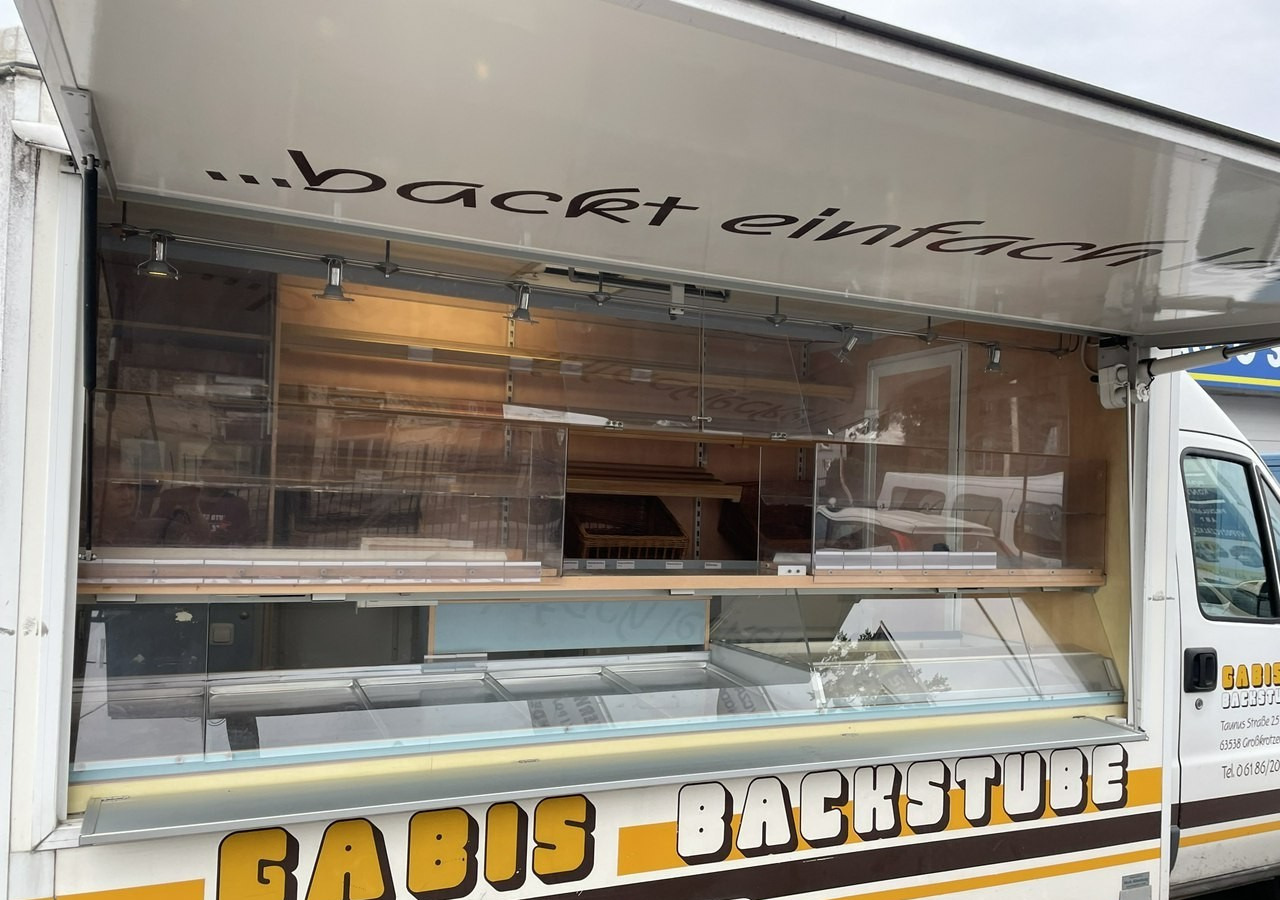 Fiat Ducato Autosklep pieczywa Sklep Gastronomiczny Food Truck Foodtruck bar 200 - Camión tienda: foto 1 Fiat Ducato Autosklep pieczywa Sklep Gastronomiczny Food Truck Foodtruck bar 200 - Camión tienda: foto 1
