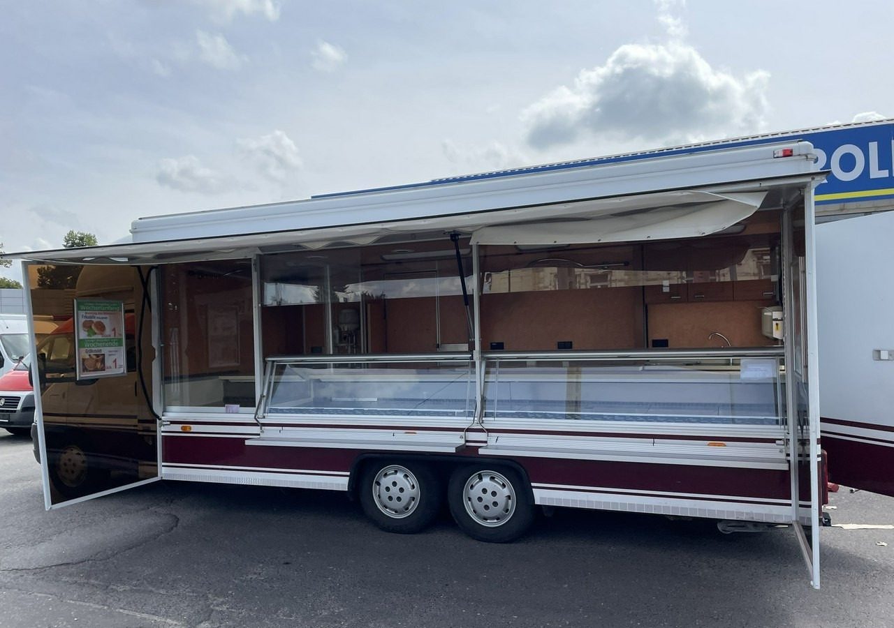 Fiat Ducato Autosklep wędlin Gastronomiczny Food Truck Foodtruck 55122km Borco20 - Camión tienda: foto 2 Fiat Ducato Autosklep wędlin Gastronomiczny Food Truck Foodtruck 55122km Borco20 - Camión tienda: foto 2