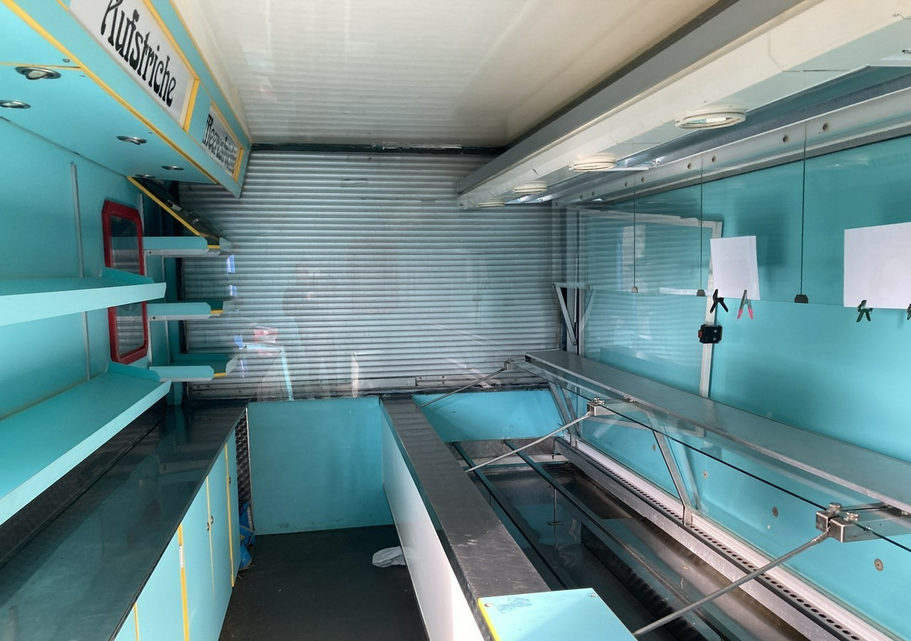 Fiat Ducato Ducato Autosklep wędlin Gastronomiczny Food Truck Foodtruck sklep - Camión tienda: foto 2 Fiat Ducato Ducato Autosklep wędlin Gastronomiczny Food Truck Foodtruck sklep - Camión tienda: foto 2