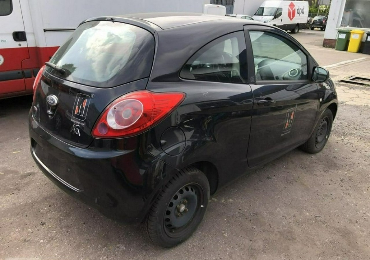 Ford KA II Ford KA 1,3 tdci 75KM 2012 - Hatchback: foto 5 Ford KA II Ford KA 1,3 tdci 75KM 2012 - Hatchback: foto 5