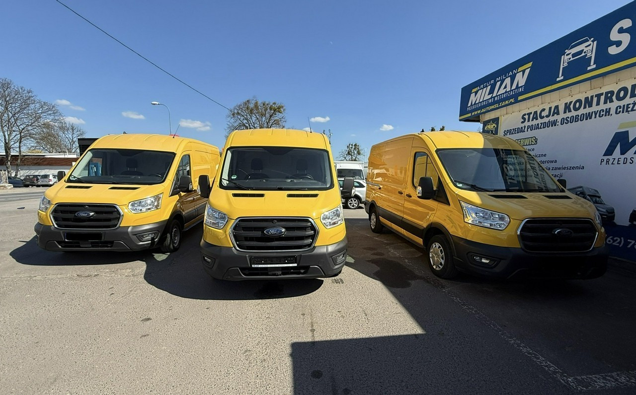 Ford Transit Ford Transit Klima Panel Kamera 167tkm Model 2022 - Furgón: foto 2 Ford Transit Ford Transit Klima Panel Kamera 167tkm Model 2022 - Furgón: foto 2