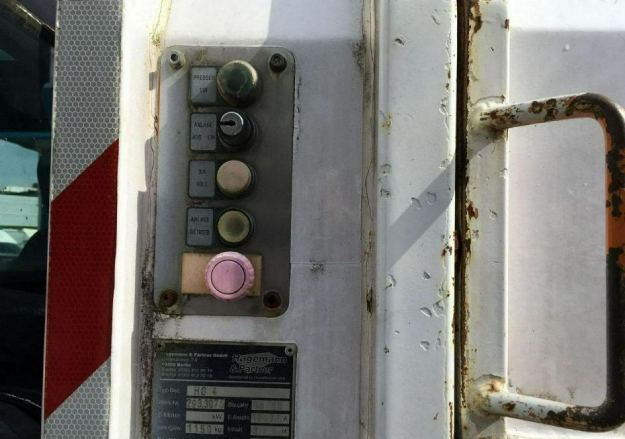 Camión de basura Inna Inny Unimog UX100 Śmieciarka wywrotka prasa: foto 9 Camión de basura Inna Inny Unimog UX100 Śmieciarka wywrotka prasa: foto 9