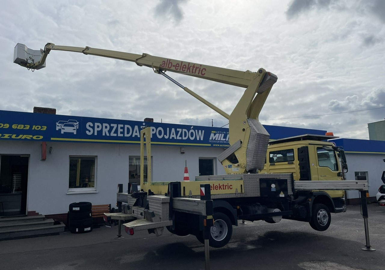 MAN Inny MAN Man TGL 8.180 Podnośnik koszowy 27m RUTHMANN T270 Zwyżka 2008 - Camión con plataforma elevadora: foto 5 MAN Inny MAN Man TGL 8.180 Podnośnik koszowy 27m RUTHMANN T270 Zwyżka 2008 - Camión con plataforma elevadora: foto 5