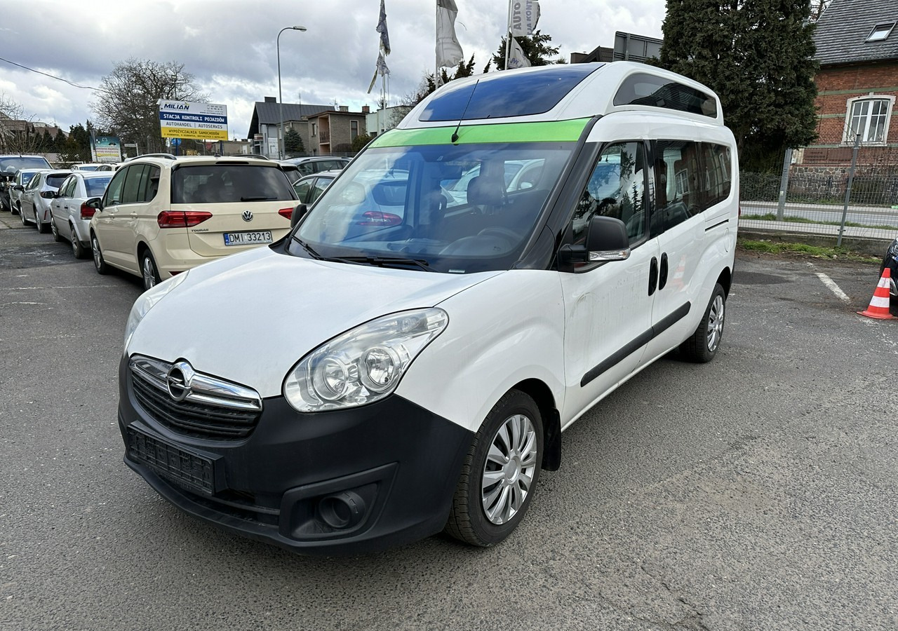 Opel Combo III 2.0CDTI Maxi Panorama Klima Kamera Webasto 2016 - Coche: foto 1 Opel Combo III 2.0CDTI Maxi Panorama Klima Kamera Webasto 2016 - Coche: foto 1