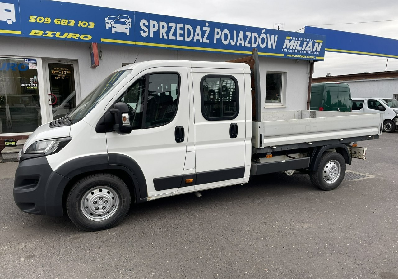 Furgoneta caja abierta, Furgoneta combi Peugeot Boxer Peugeot Boxer 2.0-130KM klima dokka Brygadówka doka 122tkm 2018: foto 6 Furgoneta caja abierta, Furgoneta combi Peugeot Boxer Peugeot Boxer 2.0-130KM klima dokka Brygadówka doka 122tkm 2018: foto 6
