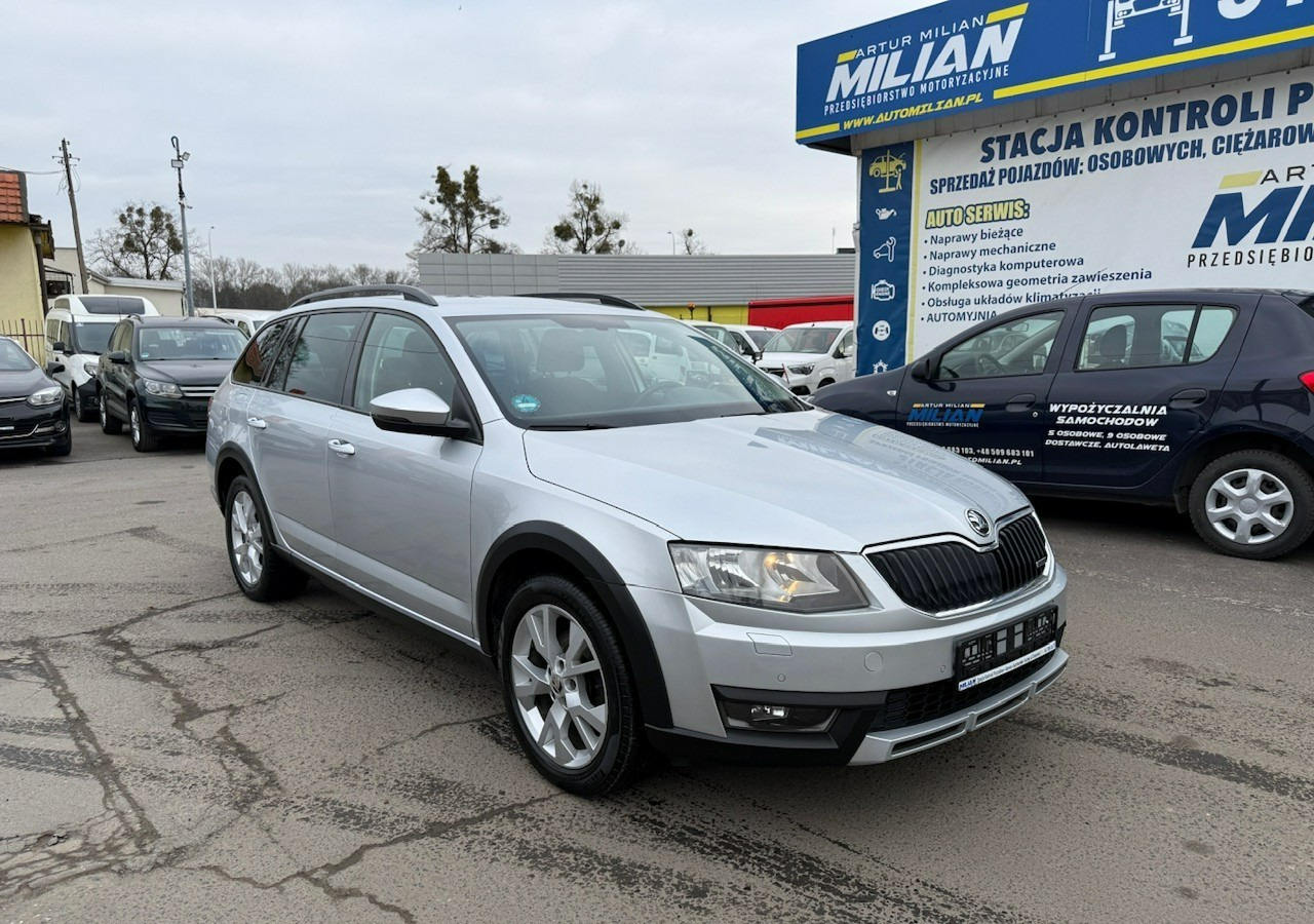 Skoda Octavia III Skoda Octavia 4X4 Scout 2.0 TDI -150KM Model 2017 Bezwypadkowa FV 23 - Coche: foto 2 Skoda Octavia III Skoda Octavia 4X4 Scout 2.0 TDI -150KM Model 2017 Bezwypadkowa FV 23 - Coche: foto 2