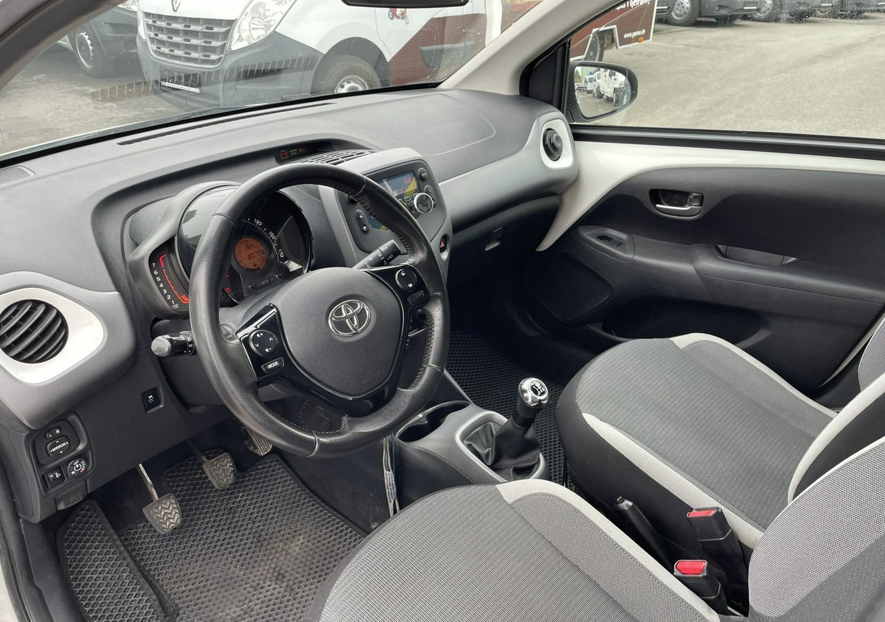 Toyota Aygo II Toyota Aygo 1.0 VVT-i JBL Edition bezyna+LPG Salon PL 2020 - Coche: foto 5 Toyota Aygo II Toyota Aygo 1.0 VVT-i JBL Edition bezyna+LPG Salon PL 2020 - Coche: foto 5