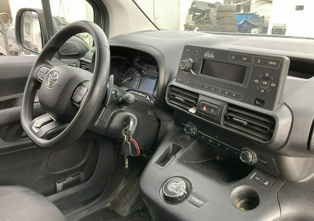 Toyota Inny Toyota Toyota Proace City Maxi - 5 osob Automat Klima Salon PL Model 2021 - Furgón: foto 2 Toyota Inny Toyota Toyota Proace City Maxi - 5 osob Automat Klima Salon PL Model 2021 - Furgón: foto 2