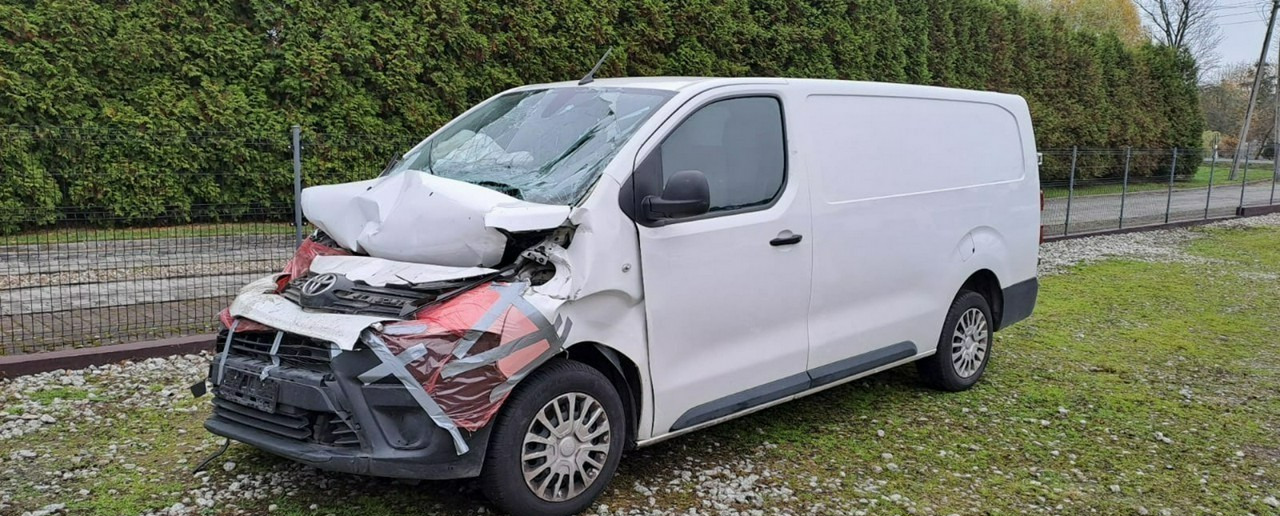 Toyota Proace Toyota Proace Maxi Klima chlodnia izoterma 2020 Salon PL - Furgoneta frigorifica: foto 3 Toyota Proace Toyota Proace Maxi Klima chlodnia izoterma 2020 Salon PL - Furgoneta frigorifica: foto 3