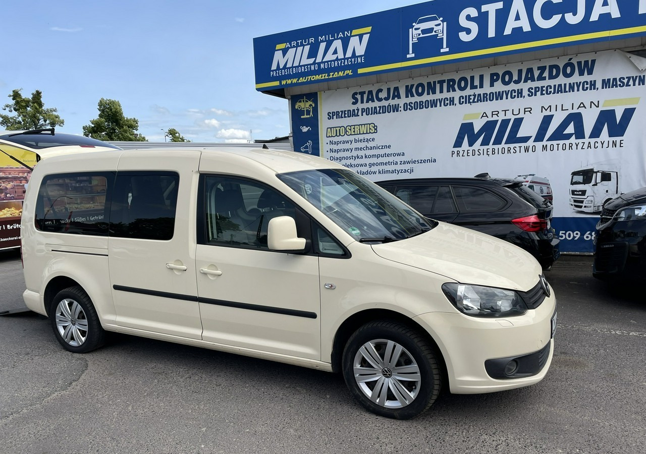 Volkswagen Caddy III Caddy 1.6 TDI dla Niepełnosprawnych inwalida rampa 2015 - Coche: foto 4 Volkswagen Caddy III Caddy 1.6 TDI dla Niepełnosprawnych inwalida rampa 2015 - Coche: foto 4