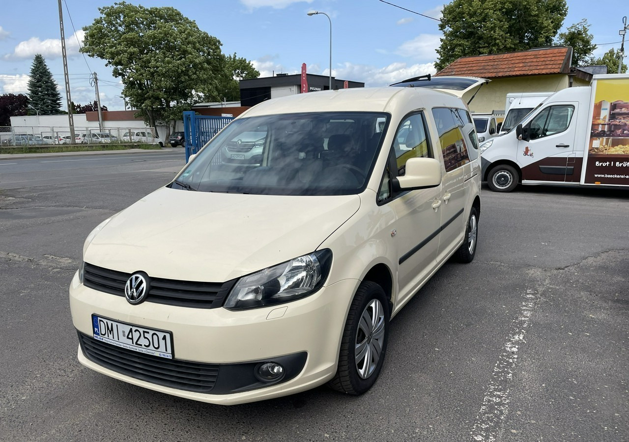 Volkswagen Caddy III Caddy 1.6 TDI dla Niepełnosprawnych inwalida rampa 2015 - Coche: foto 5 Volkswagen Caddy III Caddy 1.6 TDI dla Niepełnosprawnych inwalida rampa 2015 - Coche: foto 5
