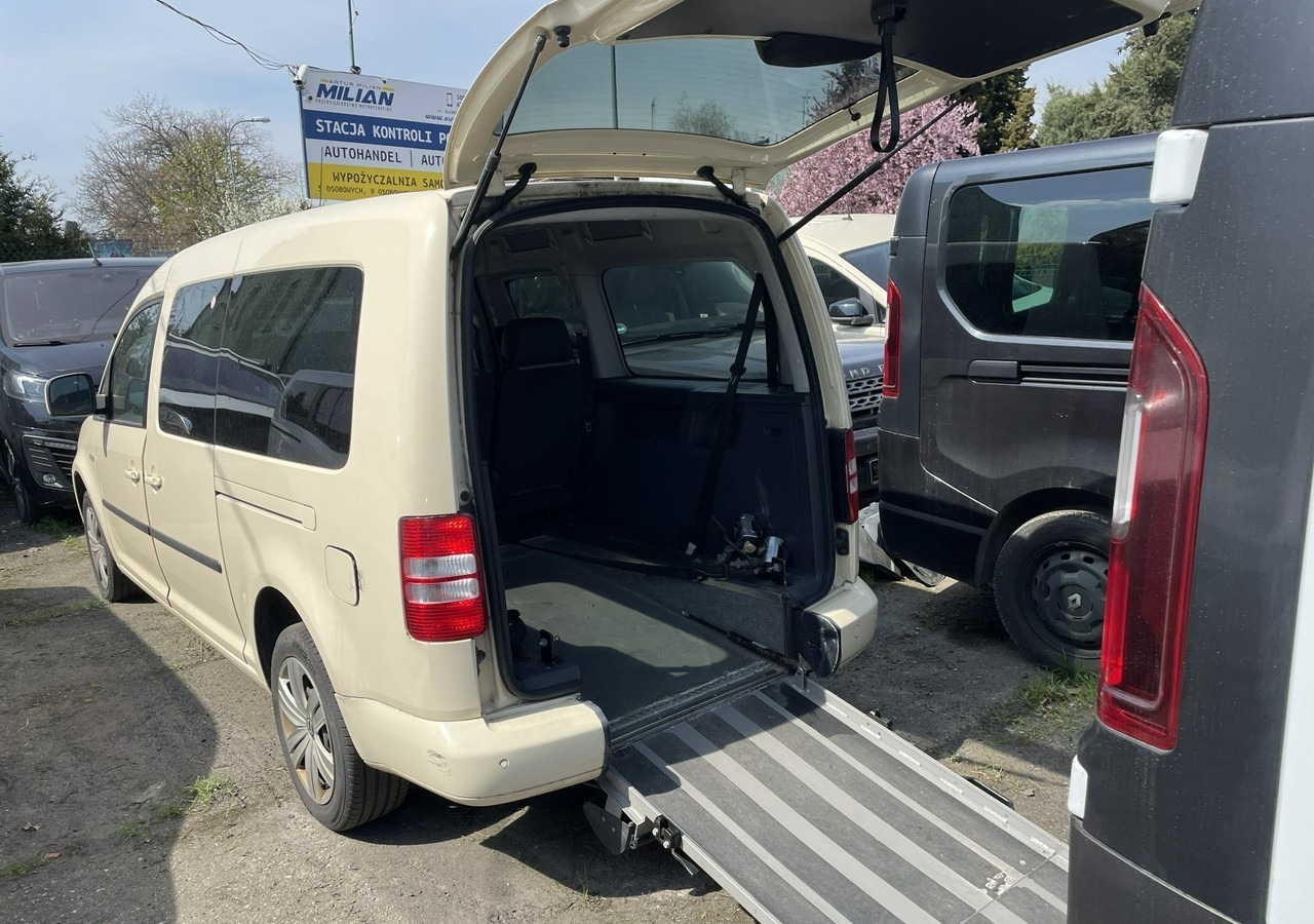 Volkswagen Caddy III Caddy do przewozu Niepełnosprawnych inwalida rampa 2015 - Coche: foto 1 Volkswagen Caddy III Caddy do przewozu Niepełnosprawnych inwalida rampa 2015 - Coche: foto 1