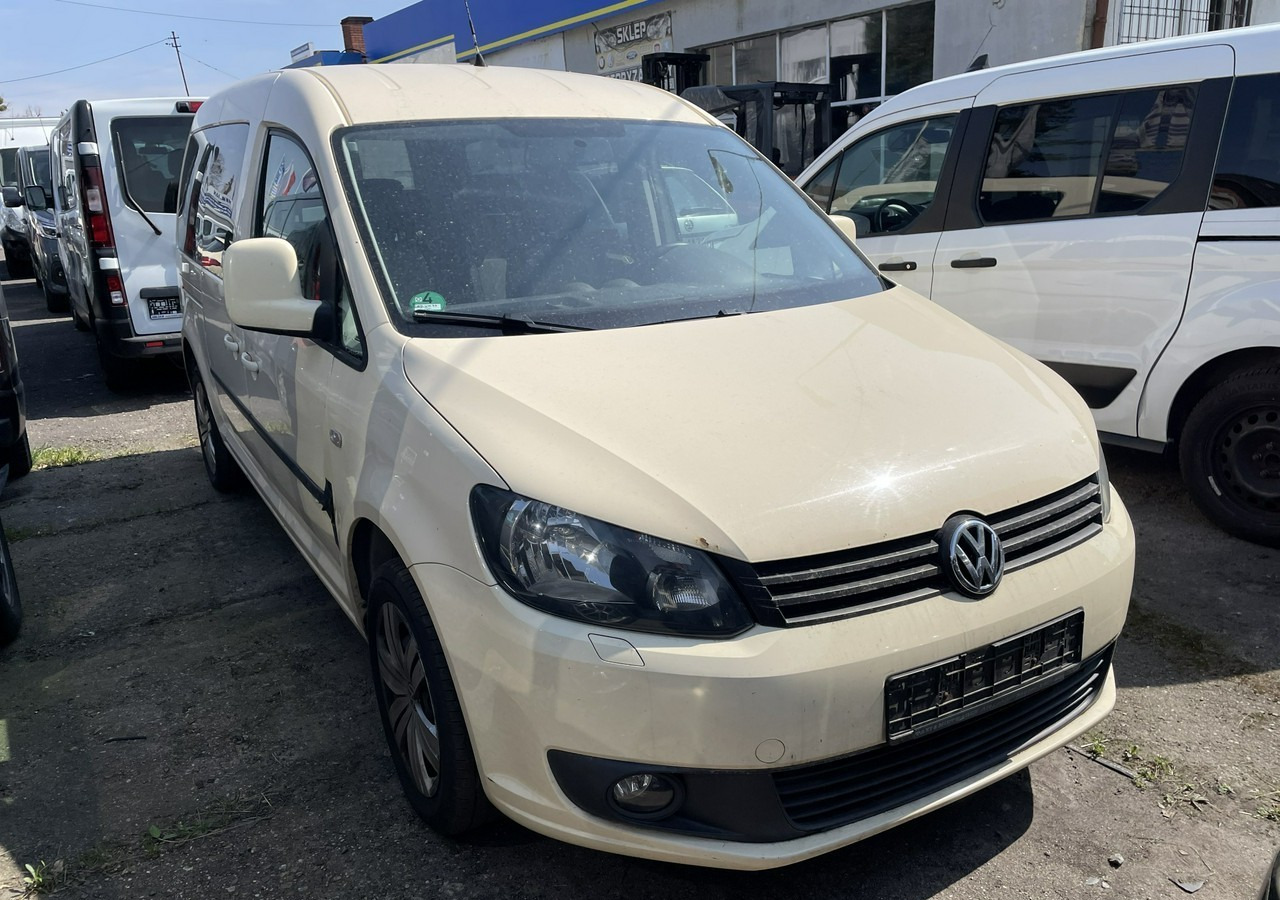 Volkswagen Caddy III Caddy do przewozu Niepełnosprawnych inwalida rampa 2015 - Coche: foto 3 Volkswagen Caddy III Caddy do przewozu Niepełnosprawnych inwalida rampa 2015 - Coche: foto 3