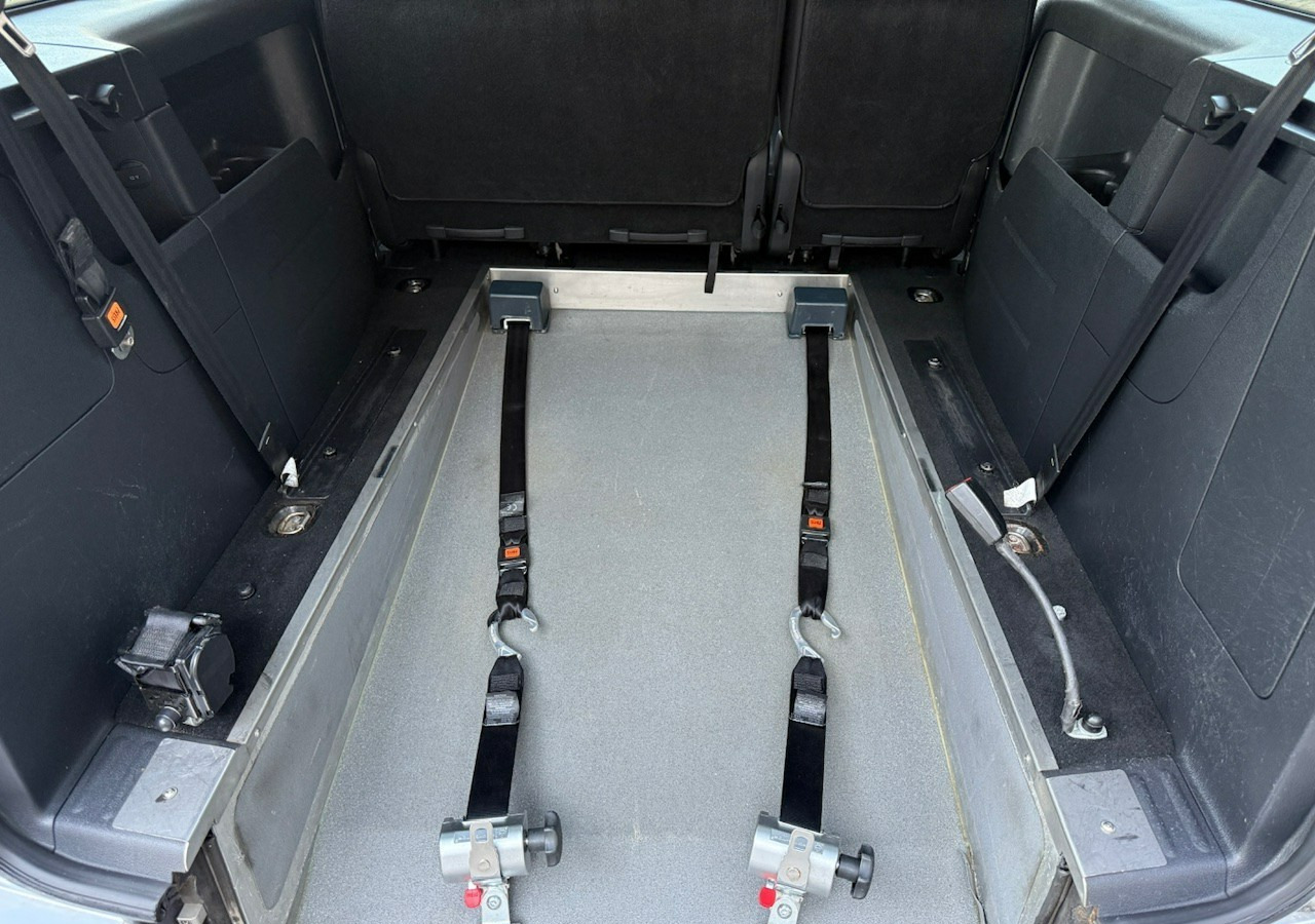 Volkswagen Caddy III Caddy do przewozu osób Niepełnosprawnych Inwalida Rampa - Coche: foto 4 Volkswagen Caddy III Caddy do przewozu osób Niepełnosprawnych Inwalida Rampa - Coche: foto 4