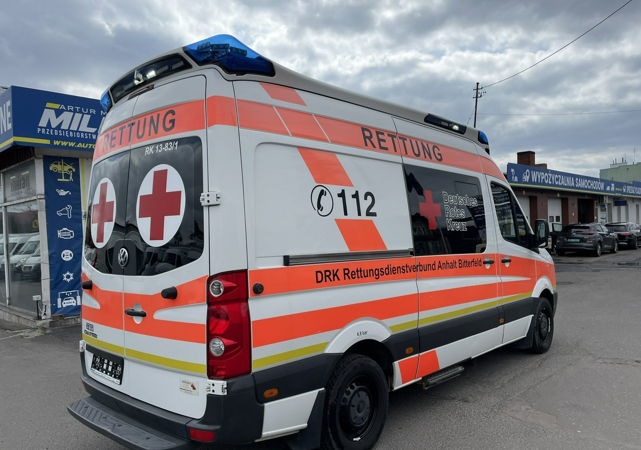 Ambulancia Volkswagen Crafter Crafter 2.0-163KM Karetka Ambulans Wyposażony Model 2016: foto 6 Ambulancia Volkswagen Crafter Crafter 2.0-163KM Karetka Ambulans Wyposażony Model 2016: foto 6