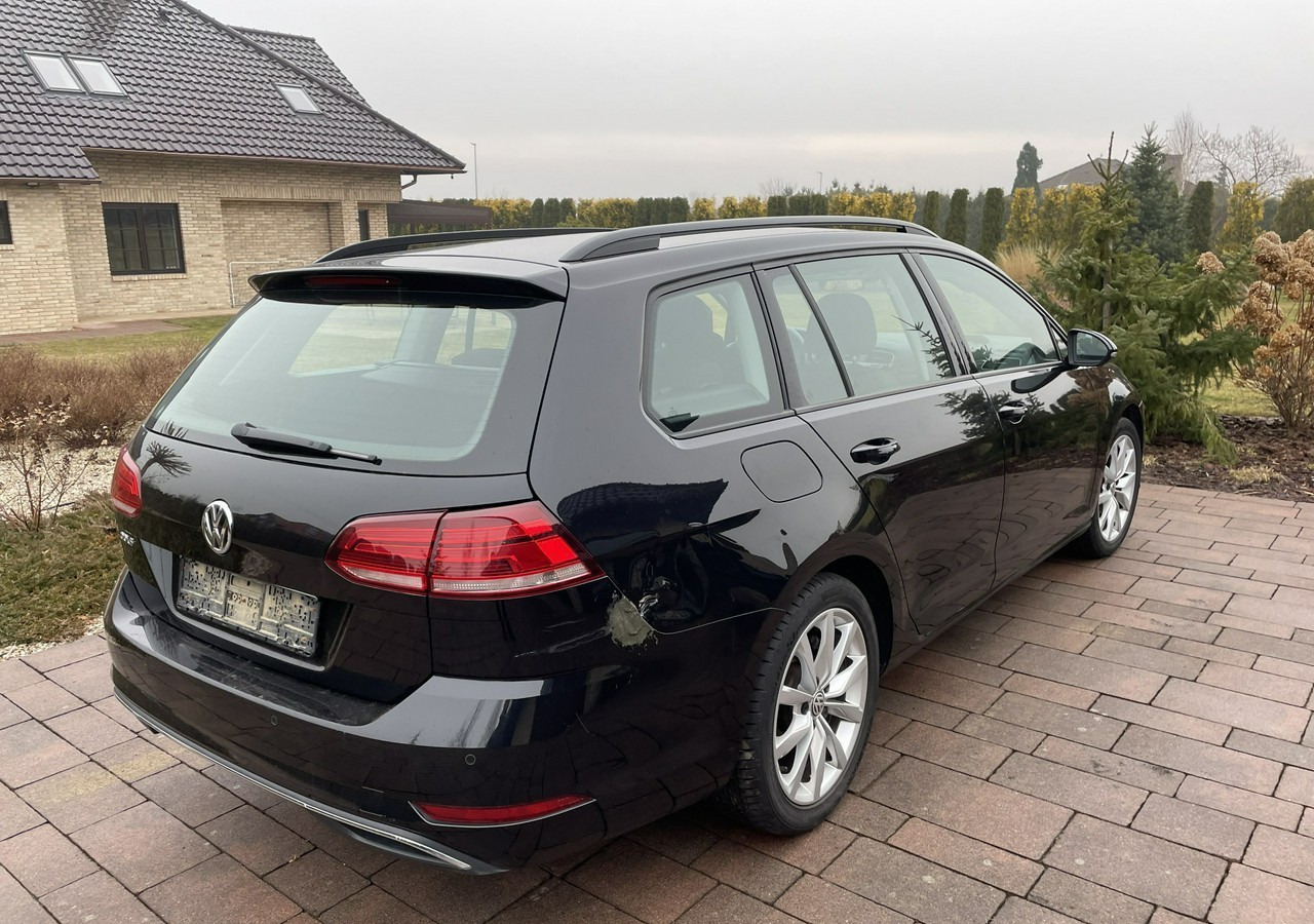 Volkswagen Golf VIII Volkswagen Golf VII 1.0 -115KM TSI 39482km Comfortline Model 2021 - Coche: foto 2 Volkswagen Golf VIII Volkswagen Golf VII 1.0 -115KM TSI 39482km Comfortline Model 2021 - Coche: foto 2