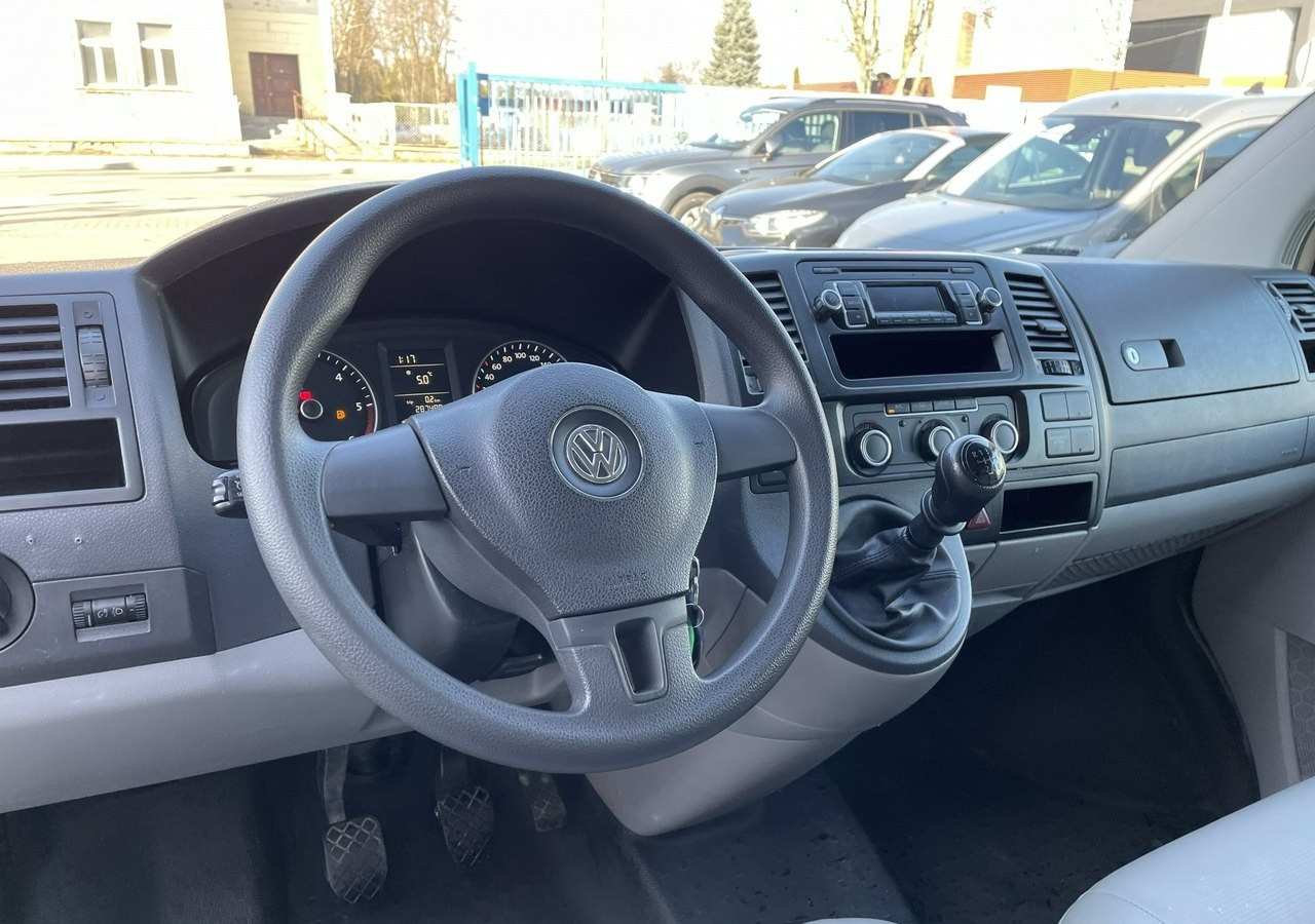 Volkswagen Inny Volkswagen Volkswagen Caravelle 2.0-140KM 2015 - Coche: foto 3 Volkswagen Inny Volkswagen Volkswagen Caravelle 2.0-140KM 2015 - Coche: foto 3
