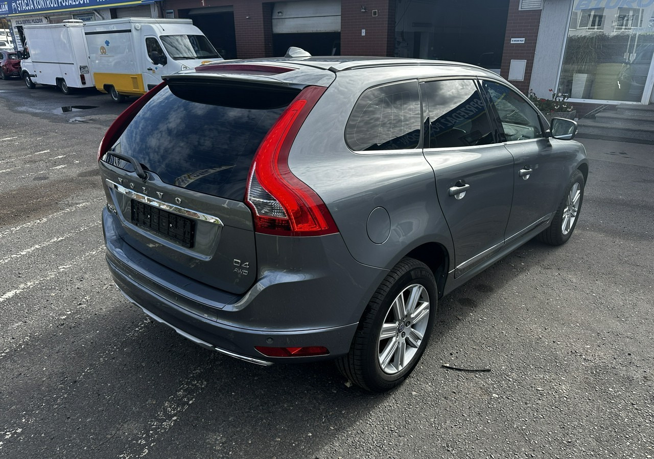 Volvo XC60 I Volvo XC 60 D4AWD Bogate wyposażenie 2017 - SUV/ Todoterreno: foto 2 Volvo XC60 I Volvo XC 60 D4AWD Bogate wyposażenie 2017 - SUV/ Todoterreno: foto 2