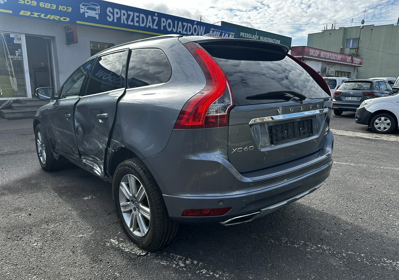 Volvo XC60 I Volvo XC 60 D4AWD Bogate wyposażenie 2017 - SUV/ Todoterreno: foto 3 Volvo XC60 I Volvo XC 60 D4AWD Bogate wyposażenie 2017 - SUV/ Todoterreno: foto 3