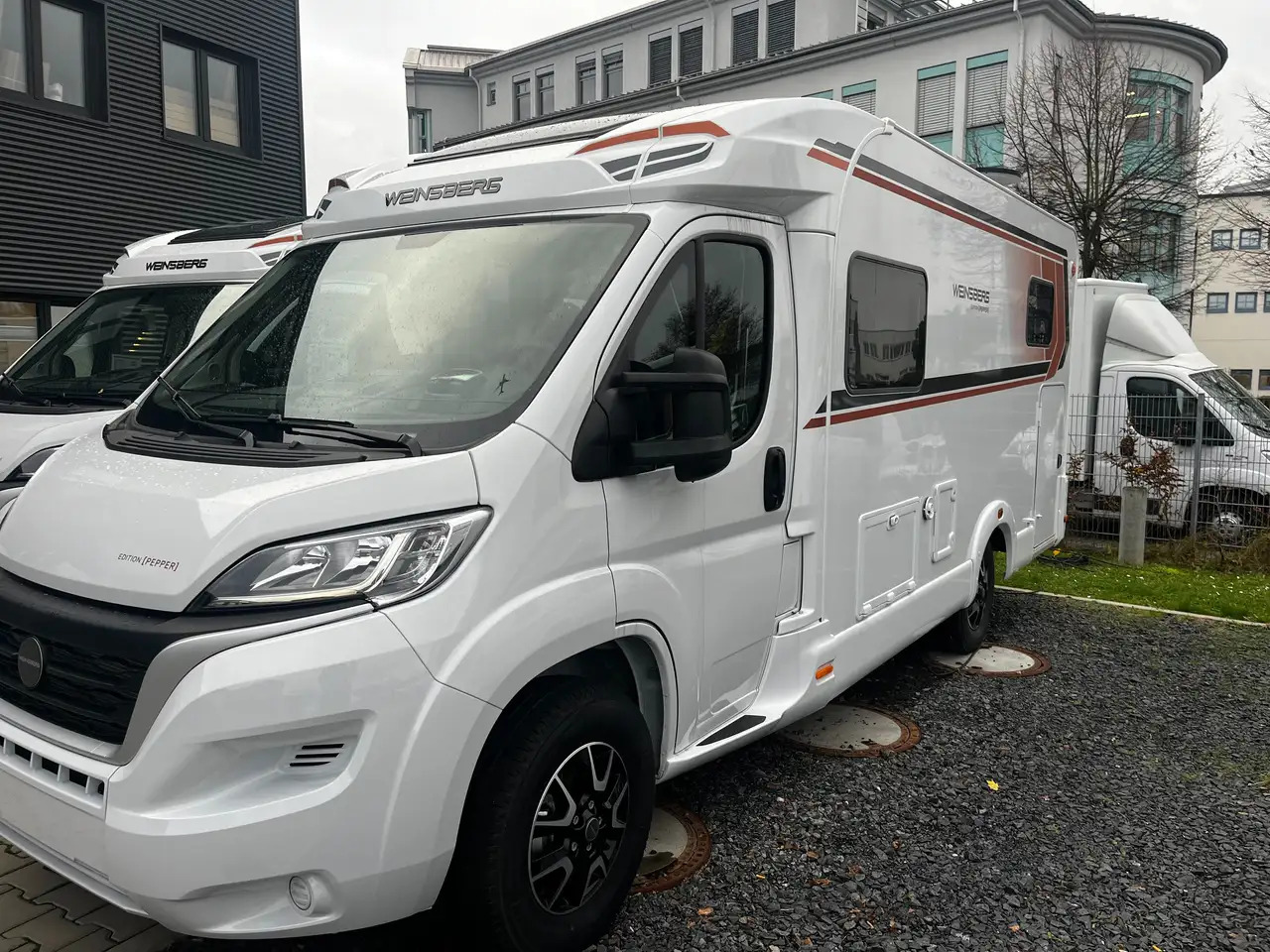Weinsberg CaraCompact 600 MEG Pepper Mietwagen Verfügbar - Autocaravana perfilada: foto 3 Weinsberg CaraCompact 600 MEG Pepper Mietwagen Verfügbar - Autocaravana perfilada: foto 3