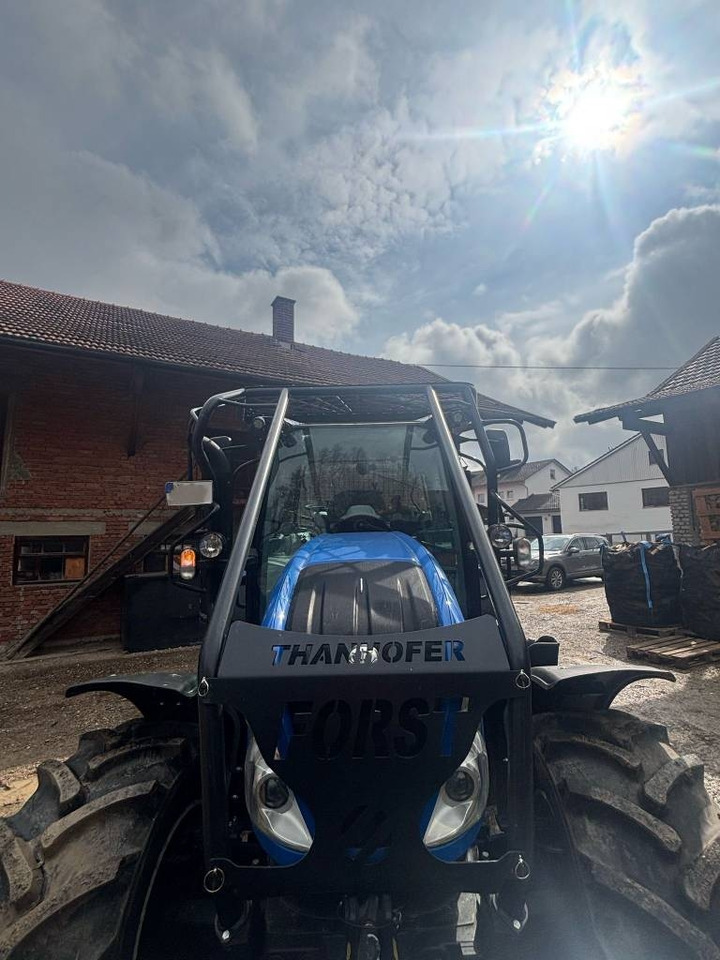 New Holland T5.110 AutoCommand  - Tractor forestal: foto 3 New Holland T5.110 AutoCommand  - Tractor forestal: foto 3