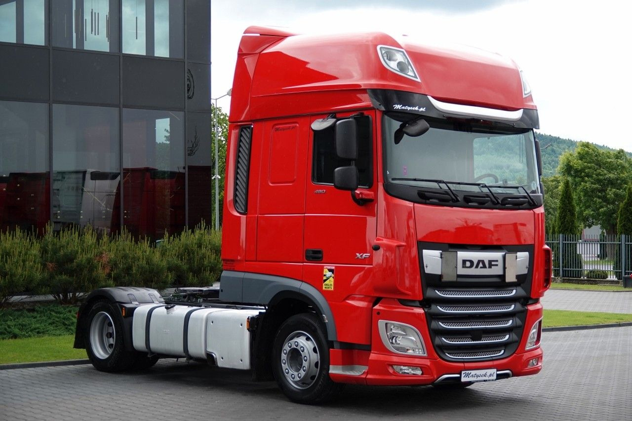 DAF XF 480 / LOW DECK / MEGA / 2021 / SSC / PO ZŁOTY - Cabeza tractora: foto 2 DAF XF 480 / LOW DECK / MEGA / 2021 / SSC / PO ZŁOTY - Cabeza tractora: foto 2