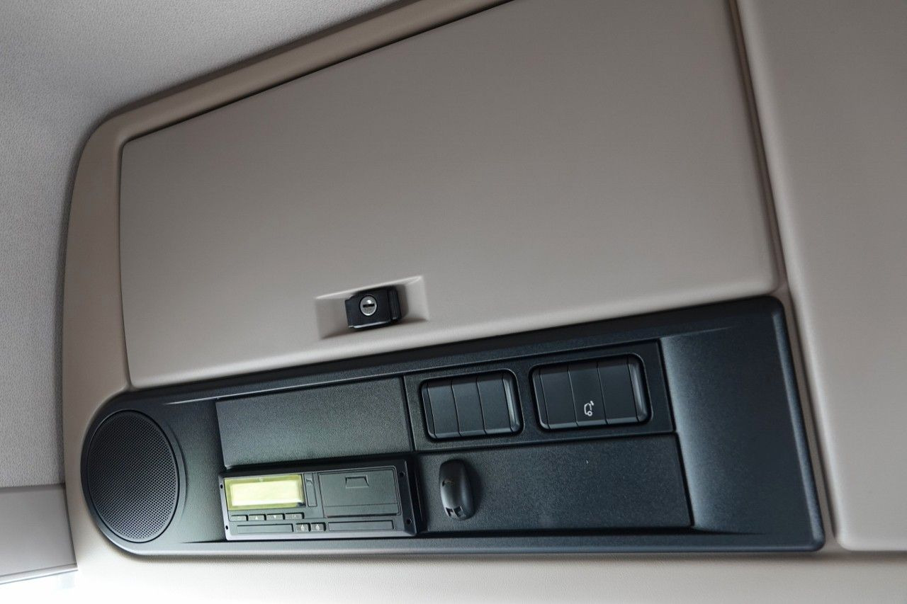 Cabeza tractora DAF XF 480 / SPACE CAB / 2018 R / SPROWADZONY / PO: foto 17 Cabeza tractora DAF XF 480 / SPACE CAB / 2018 R / SPROWADZONY / PO: foto 17