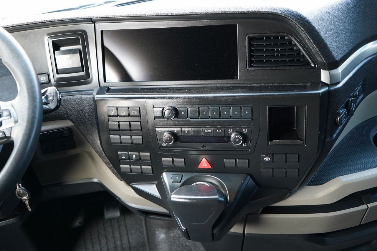 Cabeza tractora MAN TGX 18.510 / GM / RETARDER / NAVI / 2022 R: foto 31 Cabeza tractora MAN TGX 18.510 / GM / RETARDER / NAVI / 2022 R: foto 31