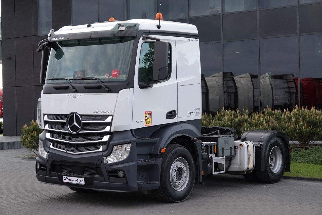 Mercedes-Benz ACTROS 1843 / RETARDER / HYDRAULIKA / NISKA KABI Mercedes-Benz ACTROS 1843 / RETARDER / HYDRAULIKA / NISKA KABI - Cabeza tractora: foto 2 Mercedes-Benz ACTROS 1843 / RETARDER / HYDRAULIKA / NISKA KABI Mercedes-Benz ACTROS 1843 / RETARDER / HYDRAULIKA / NISKA KABI - Cabeza tractora: foto 2