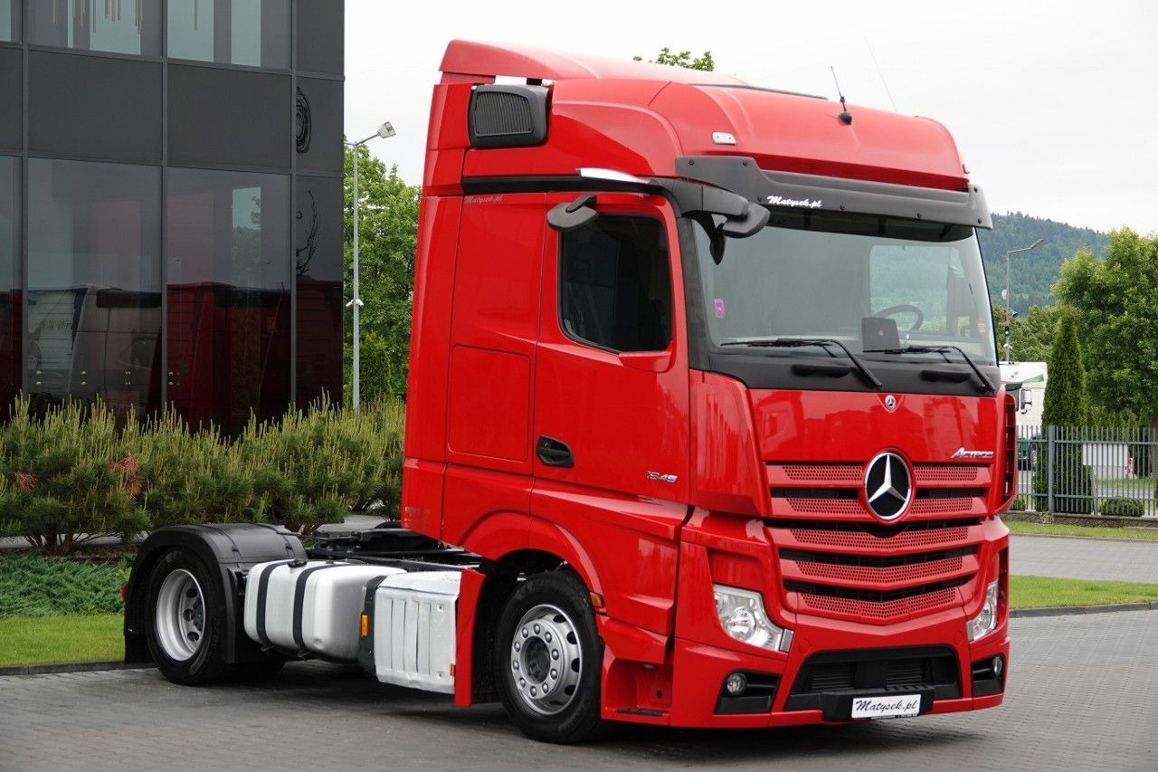 Mercedes-Benz ACTROS 1845 / LOW DECK / MEGA / BIG SPACE / PO K - Cabeza tractora: foto 3 Mercedes-Benz ACTROS 1845 / LOW DECK / MEGA / BIG SPACE / PO K - Cabeza tractora: foto 3