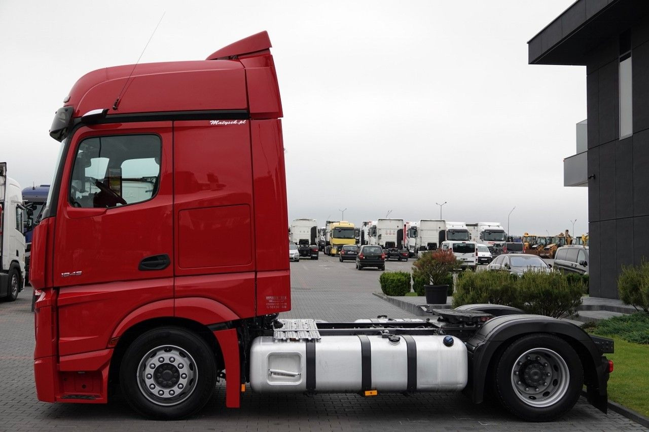 Mercedes-Benz ACTROS 1845 / LOW DECK / MEGA / BIG SPACE / PO K - Cabeza tractora: foto 5 Mercedes-Benz ACTROS 1845 / LOW DECK / MEGA / BIG SPACE / PO K - Cabeza tractora: foto 5