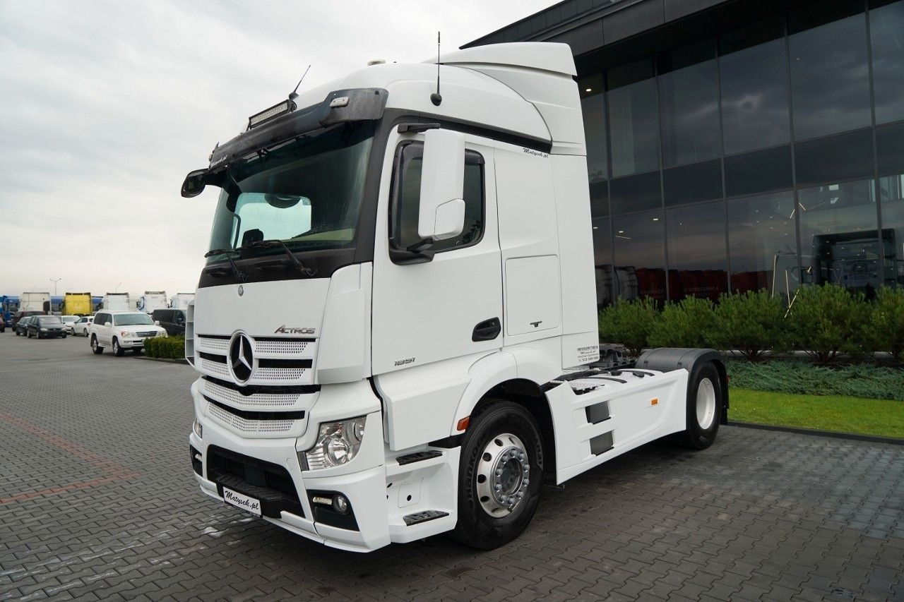 Mercedes-Benz ACTROS 1851 / HYDRAULIKA / STREAM SPACE / ALUFEL - Cabeza tractora: foto 5 Mercedes-Benz ACTROS 1851 / HYDRAULIKA / STREAM SPACE / ALUFEL - Cabeza tractora: foto 5