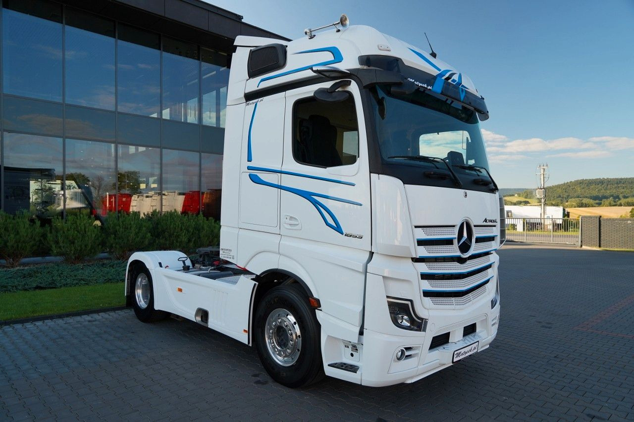 Mercedes-Benz ACTROS 1853 / BIG SPACE / HYDRAULIKA DWUOBWODOWA - Cabeza tractora: foto 2 Mercedes-Benz ACTROS 1853 / BIG SPACE / HYDRAULIKA DWUOBWODOWA - Cabeza tractora: foto 2