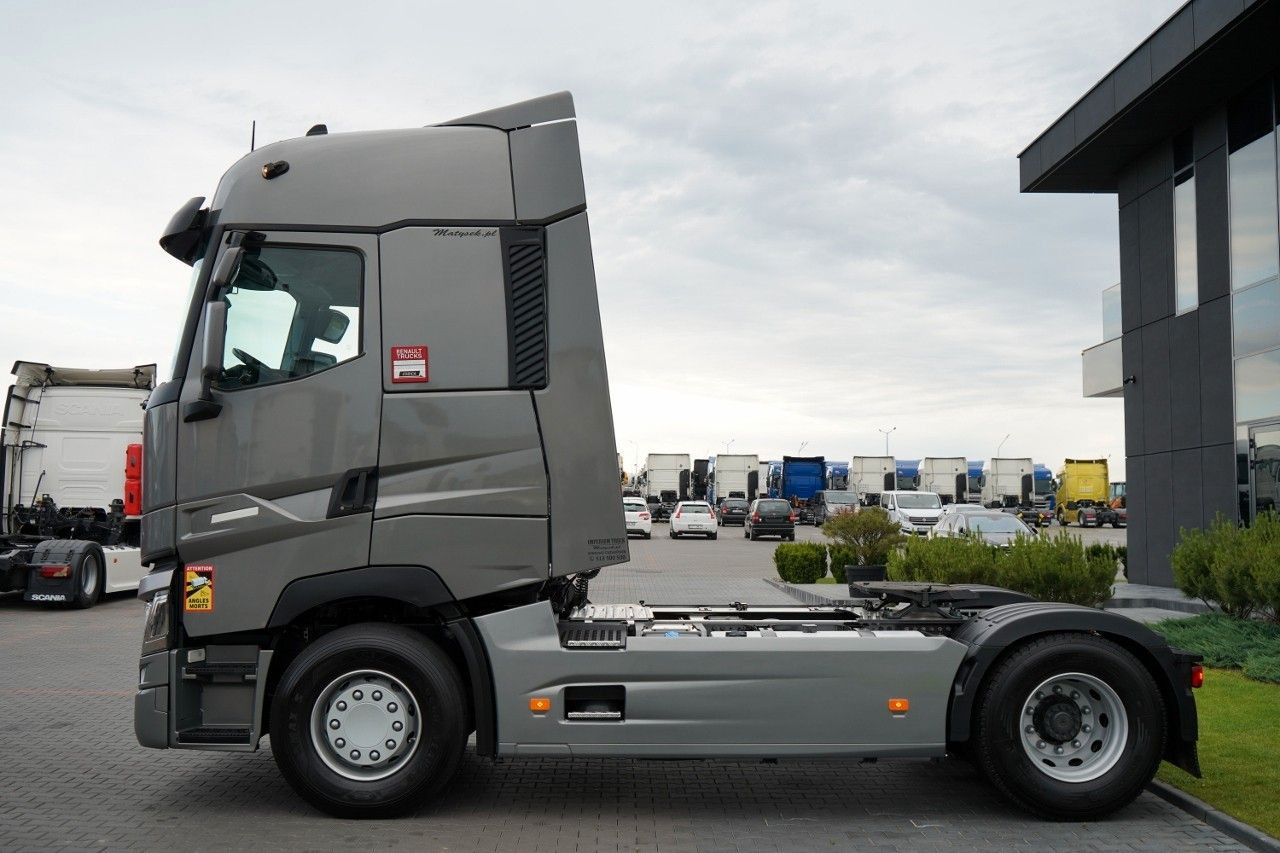 Renault T480 / 13 L / RETARDER / I-PARK COOL / OPONY Renault T480 / 13 L / RETARDER / I-PARK COOL / OPONY - Cabeza tractora: foto 3 Renault T480 / 13 L / RETARDER / I-PARK COOL / OPONY Renault T480 / 13 L / RETARDER / I-PARK COOL / OPONY - Cabeza tractora: foto 3