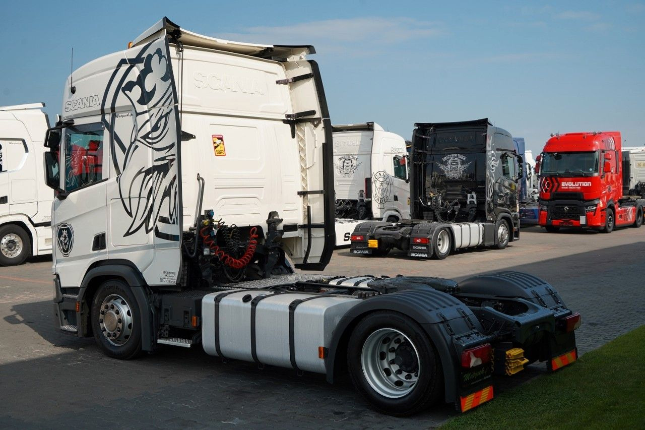 Scania R 500 / MEGA / RETARDER / I-PARK COOL / LOW DECK - Cabeza tractora: foto 4 Scania R 500 / MEGA / RETARDER / I-PARK COOL / LOW DECK - Cabeza tractora: foto 4