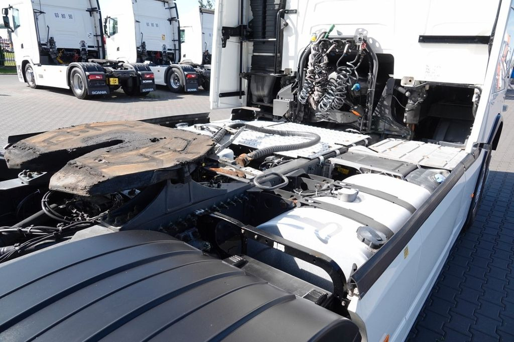 Cabeza tractora Volvo FH 460 / HYDRAULIKA / 2 ZBIORNIKI / PO KONTRAKCI: foto 11