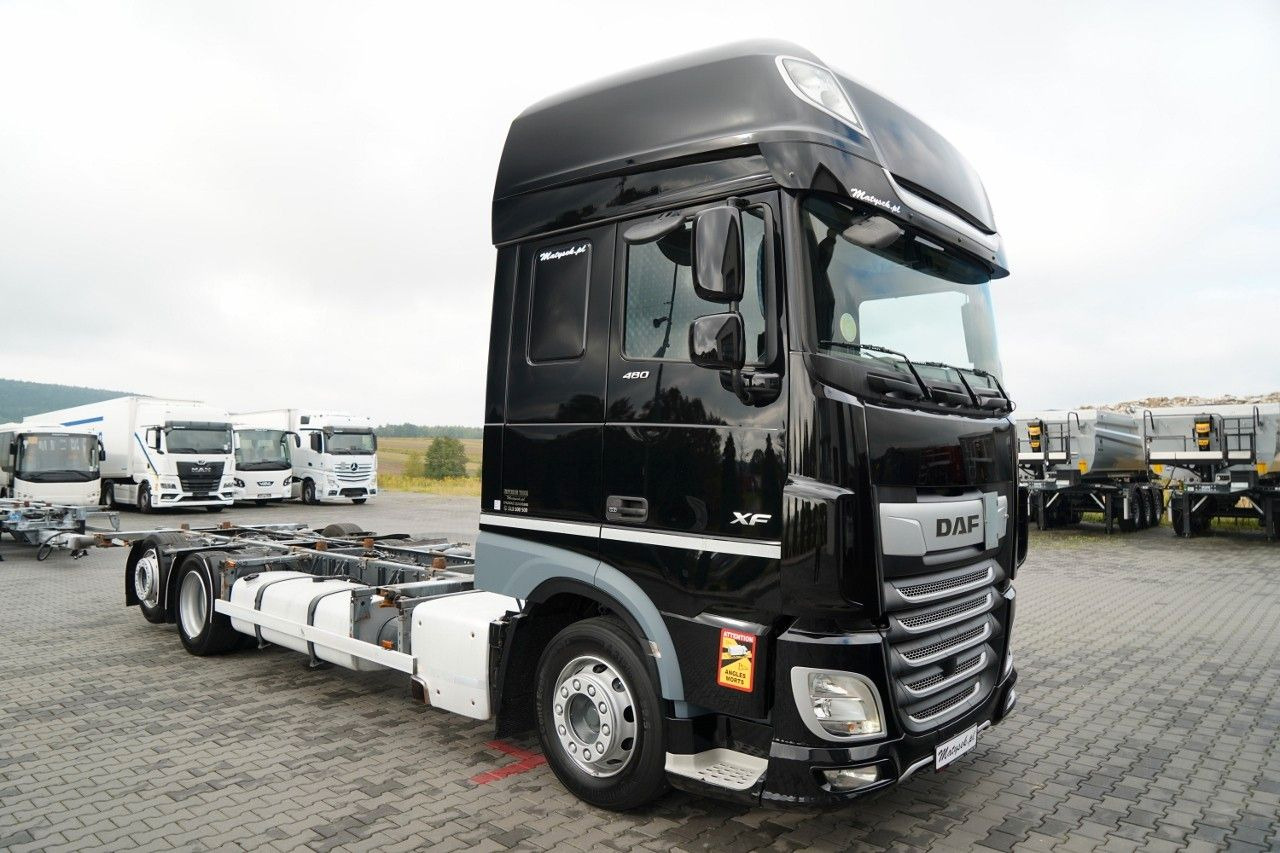 DAF XF 480 / BDF / 6X2 / SSC / I-PARK COOL / OŚ POD - Camión portacontenedore/ Intercambiable: foto 4 DAF XF 480 / BDF / 6X2 / SSC / I-PARK COOL / OŚ POD - Camión portacontenedore/ Intercambiable: foto 4