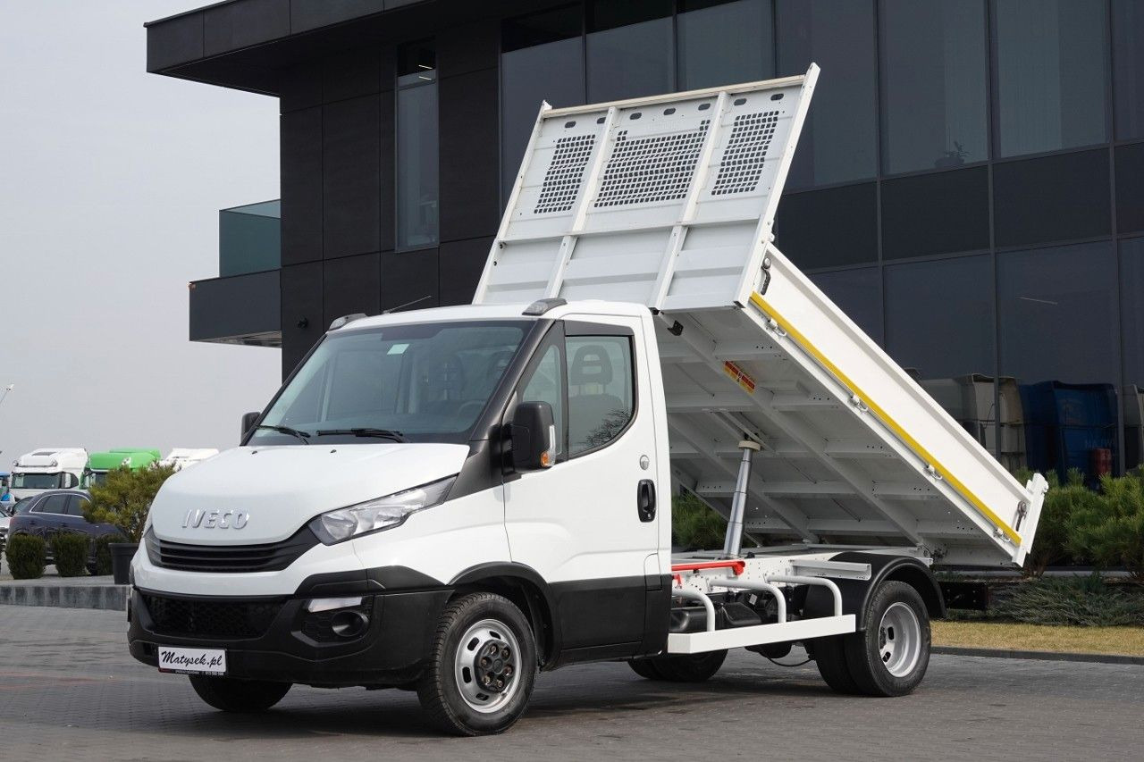 Iveco DAILY / 2,3 D - Furgoneta basculante: foto 4 Iveco DAILY / 2,3 D - Furgoneta basculante: foto 4
