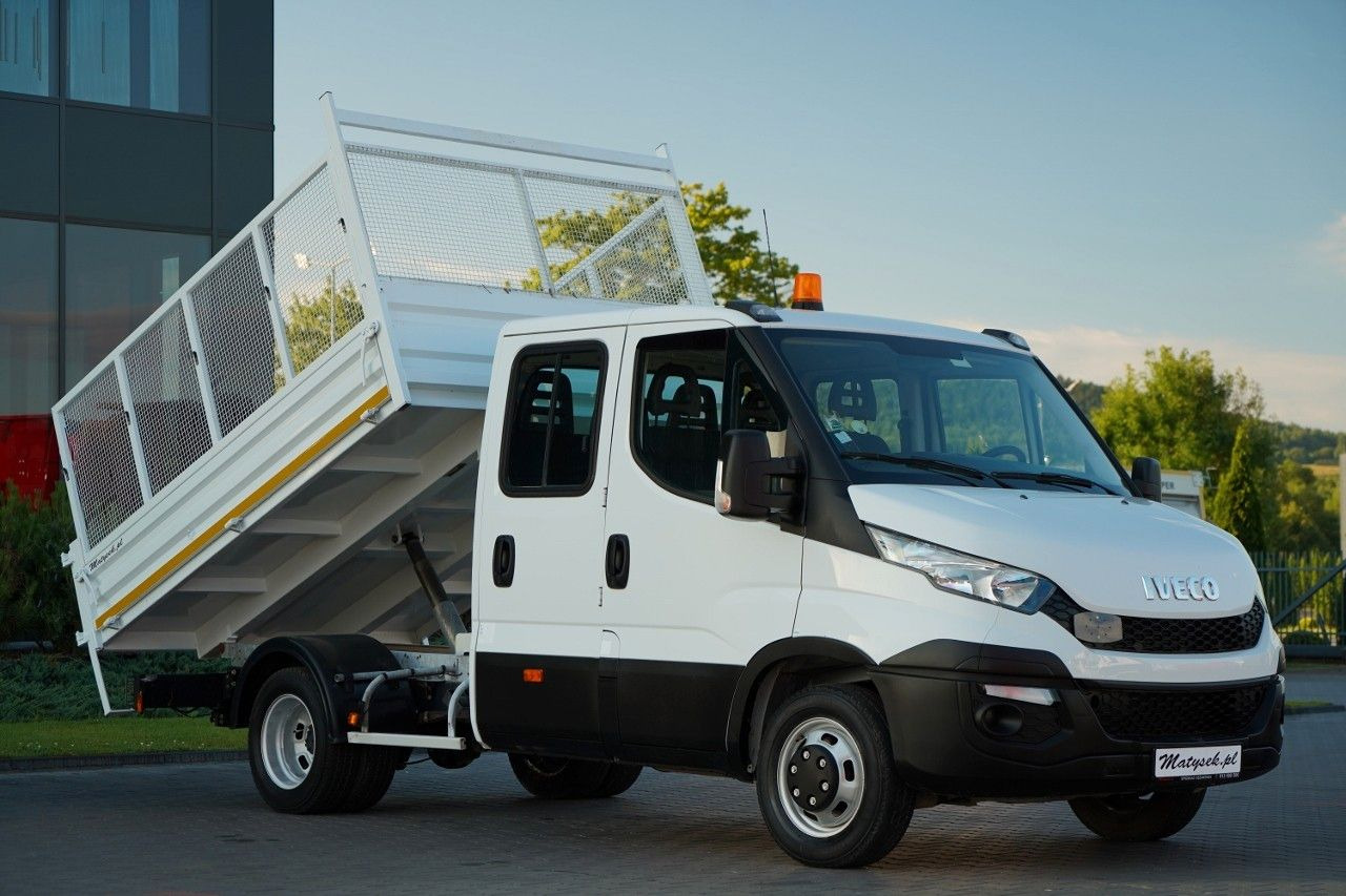 Iveco DAILY 35-110 / - Furgoneta basculante, Furgoneta combi: foto 1 Iveco DAILY 35-110 / - Furgoneta basculante, Furgoneta combi: foto 1