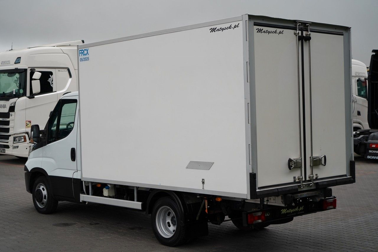 Iveco DAILY 35.120 / CHŁODNIA LAMBERET / AGREGAT CARRI - Furgoneta frigorifica: foto 5 Iveco DAILY 35.120 / CHŁODNIA LAMBERET / AGREGAT CARRI - Furgoneta frigorifica: foto 5