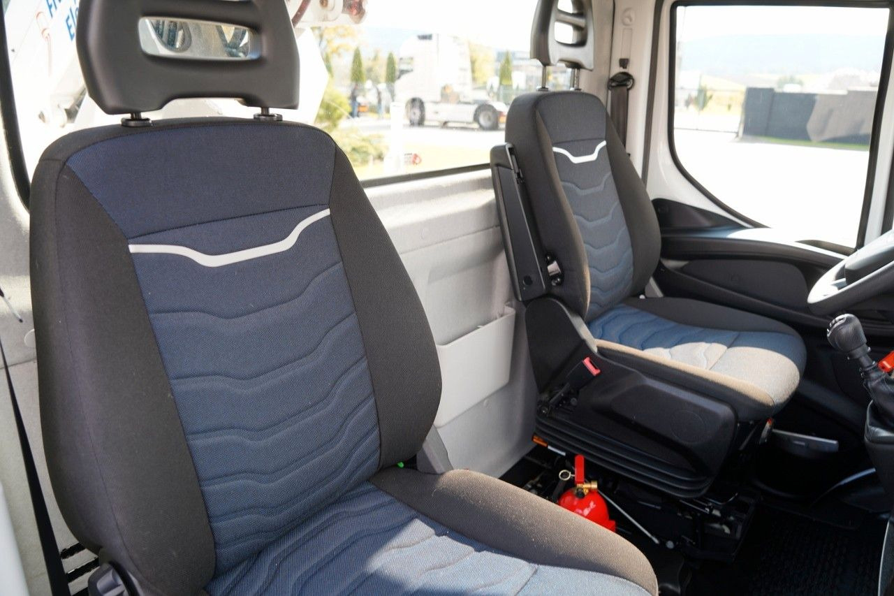 Camión con plataforma elevadora Iveco DAILY 35-140 / ZWYŻKA / PODNOŚNIK KOSZOWY FRANCE: foto 42