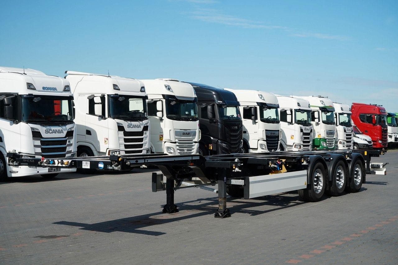 Krone / NACZEPA PODKONTENEROWA / MAŁO UŻYWANA / UNIWER - Semirremolque portacontenedore/ Intercambiable: foto 2 Krone / NACZEPA PODKONTENEROWA / MAŁO UŻYWANA / UNIWER - Semirremolque portacontenedore/ Intercambiable: foto 2