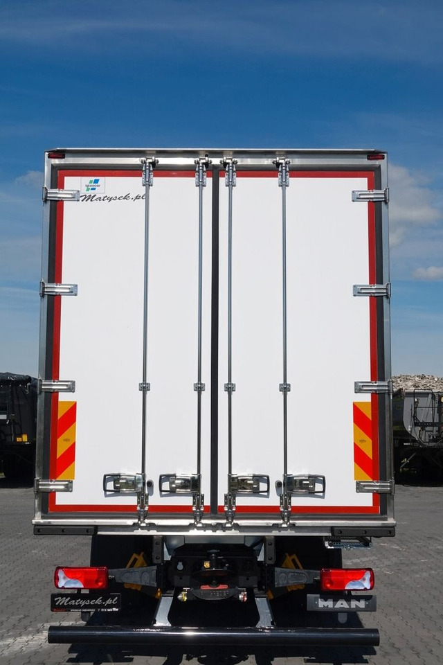 Camión caja cerrada MAN TGX 26.520 / 6x2 / CHŁODNIA -8,6 M / AGREGAT THE: foto 7