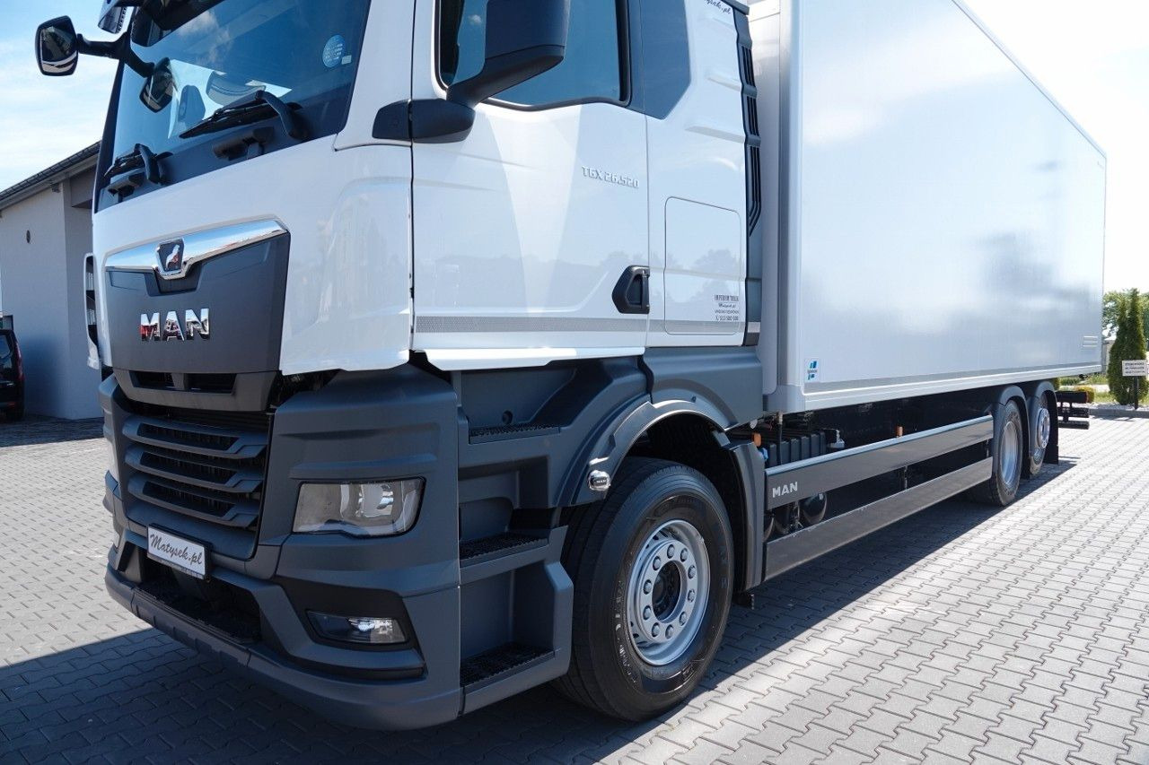 Camión caja cerrada MAN TGX 26.520 / 6x2 / CHŁODNIA -8,6 M / AGREGAT THE: foto 6