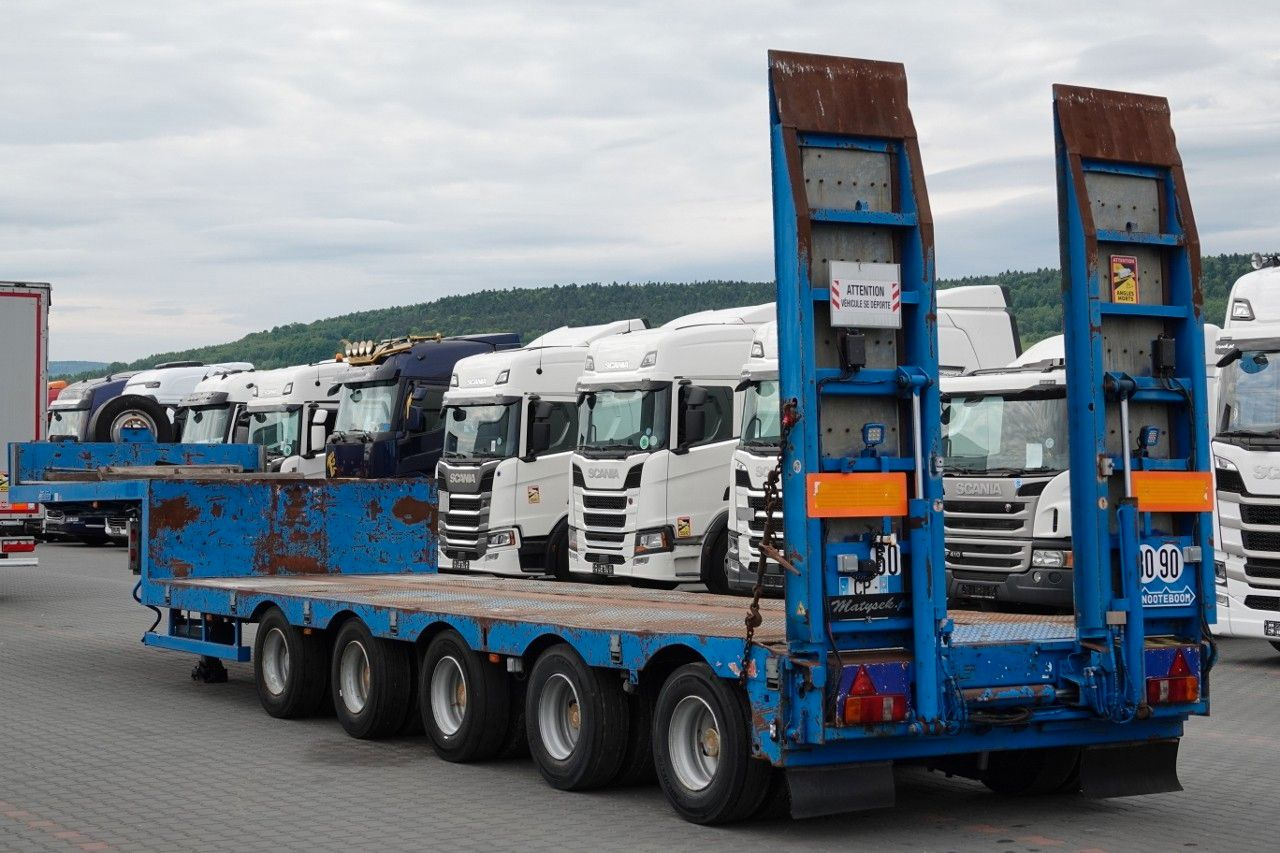 Nooteboom NISKOPODWOZIE / DMC: 80 000 KG / 5 OSI / SKRĘTNE - Semirremolque góndola rebajadas: foto 1 Nooteboom NISKOPODWOZIE / DMC: 80 000 KG / 5 OSI / SKRĘTNE - Semirremolque góndola rebajadas: foto 1