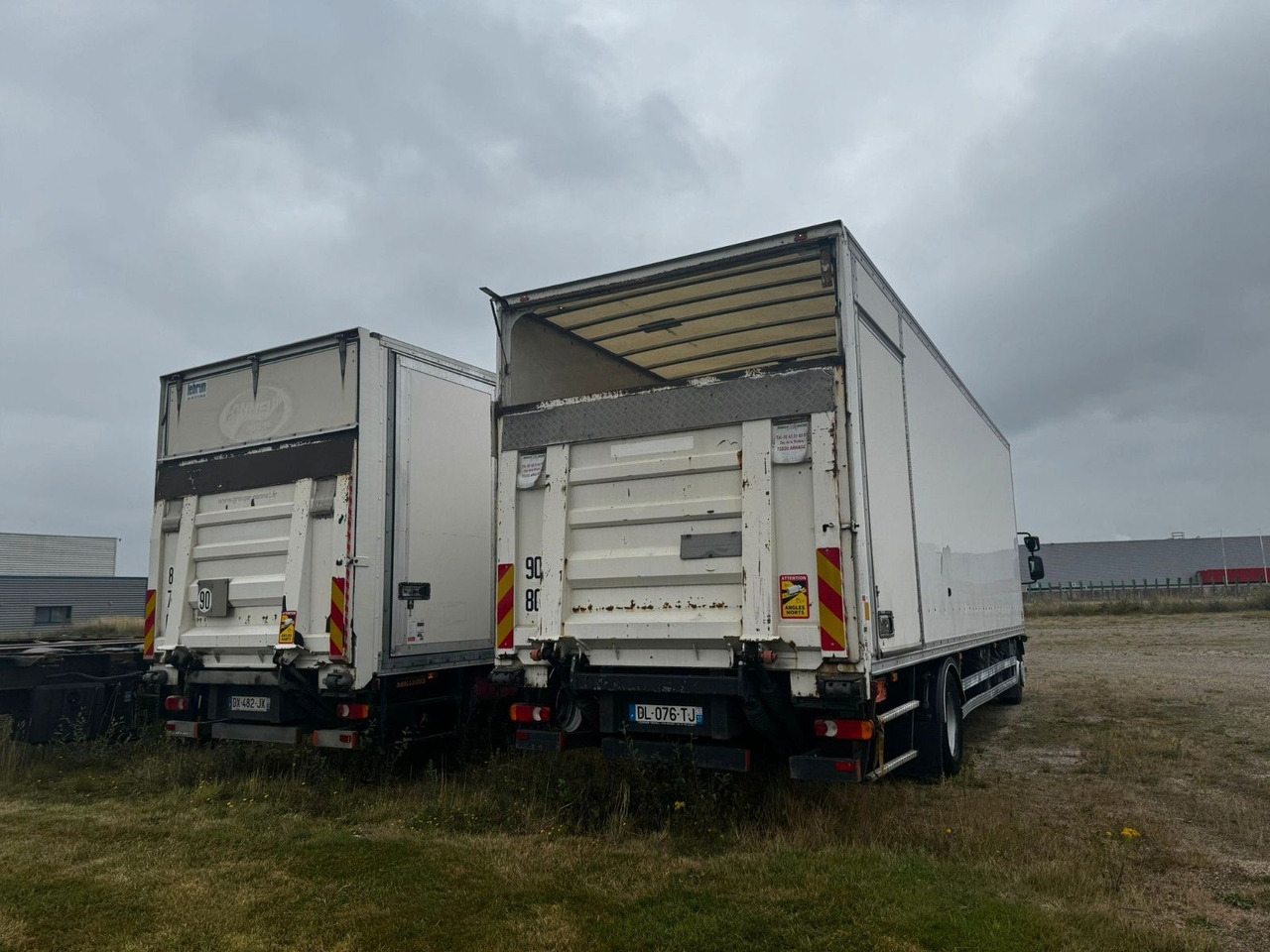 Renault D16 210 / 4x2 / KONTENER / 8.5M / WINDA DHOLLAND - Camión caja cerrada: foto 3 Renault D16 210 / 4x2 / KONTENER / 8.5M / WINDA DHOLLAND - Camión caja cerrada: foto 3