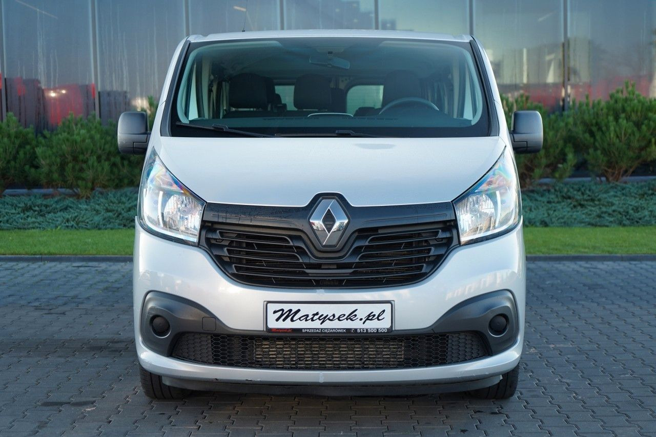 Renault TRAFIC 125 DCI / BUS / 9 MIEJSC / 2017 ROK / PO - Furgoneta de pasajeros: foto 3 Renault TRAFIC 125 DCI / BUS / 9 MIEJSC / 2017 ROK / PO - Furgoneta de pasajeros: foto 3