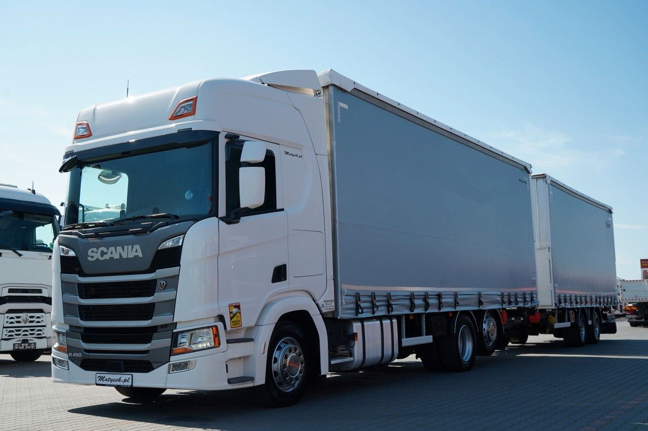 Scania R 450 / ZESTAW TANDEM 120 M3 / PRZEJAZDOWY / OŚ - Camión lona: foto 1 Scania R 450 / ZESTAW TANDEM 120 M3 / PRZEJAZDOWY / OŚ - Camión lona: foto 1