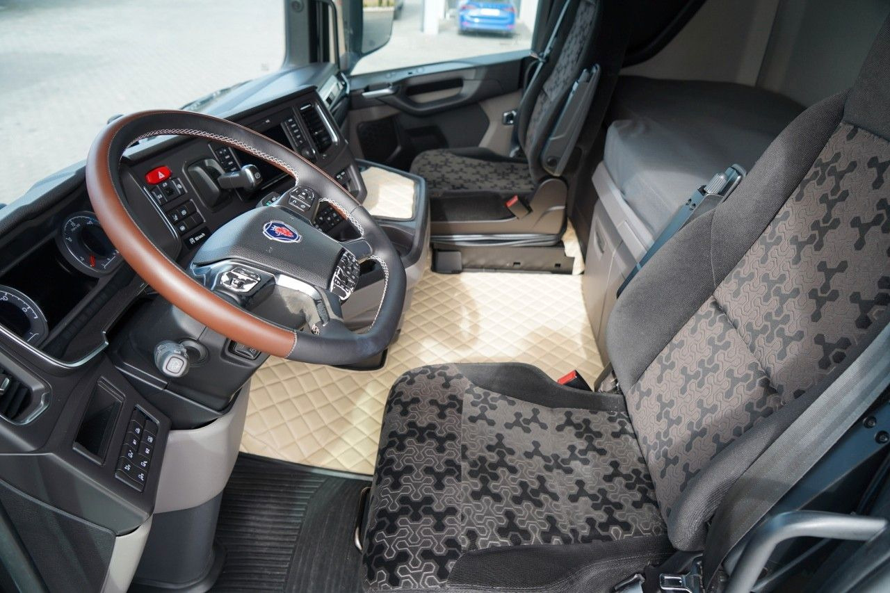 Camión lona Scania S 450 / SOLÓWKA / 6X2 / OŚ PODNOSZONA / 2019 /: foto 15