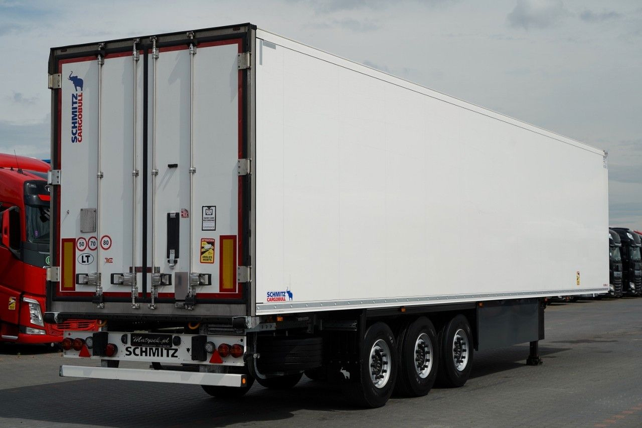 Schmitz Cargobull 023 ROK / CHŁODNIA / THERMO KING SLX 300 / DOPPE - Semirremolque frigorífico: foto 4 Schmitz Cargobull 023 ROK / CHŁODNIA / THERMO KING SLX 300 / DOPPE - Semirremolque frigorífico: foto 4